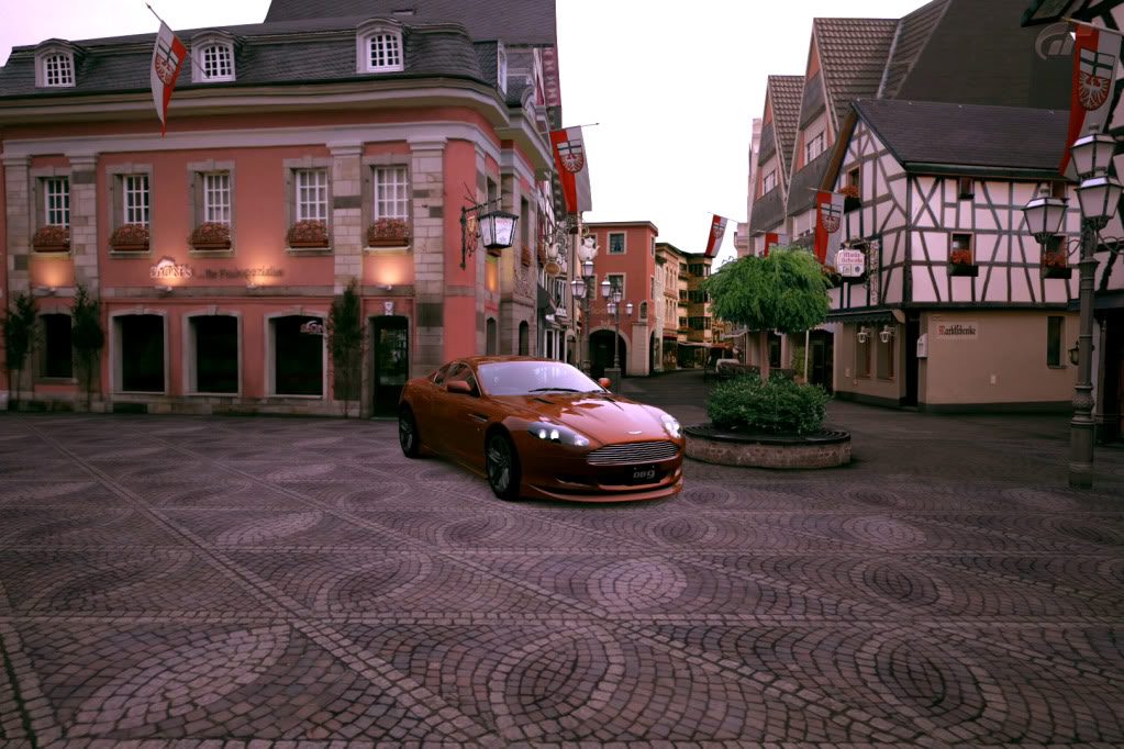 Ahrweiler3-TownSquare.jpg