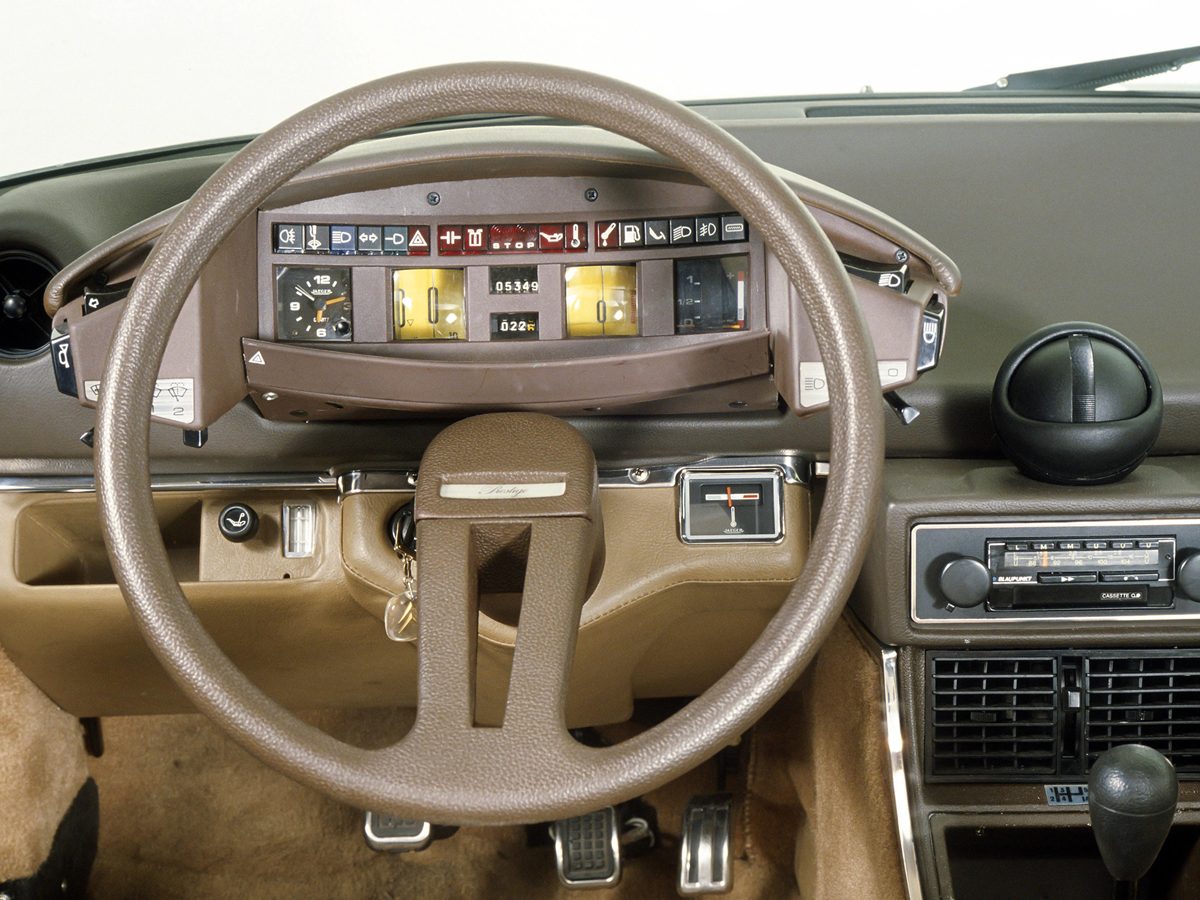 citroen-cx-interior.jpg