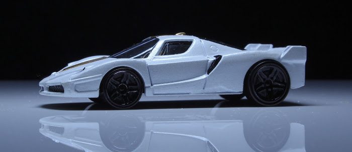 Ferrari+FXX_4.jpg