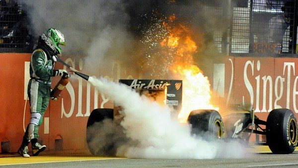 kovalainen_singapore_fire_extinguisher.jpg