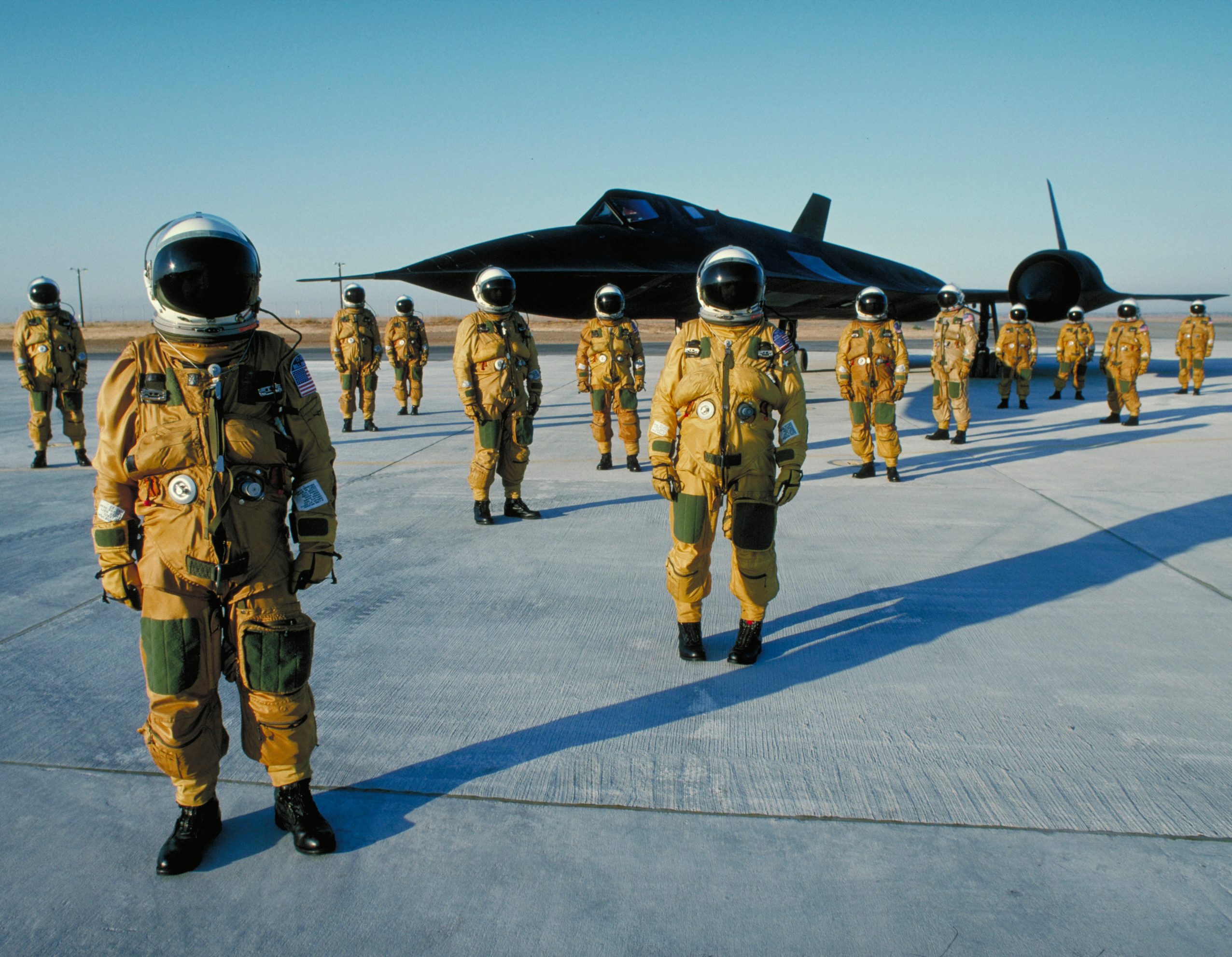 Летчик сверхзвукового самолета. Пилот SR 71. SR 71 Blackbird пилот. Костюм пилота SR 71. SR 71 Blackbird костюм пилота.