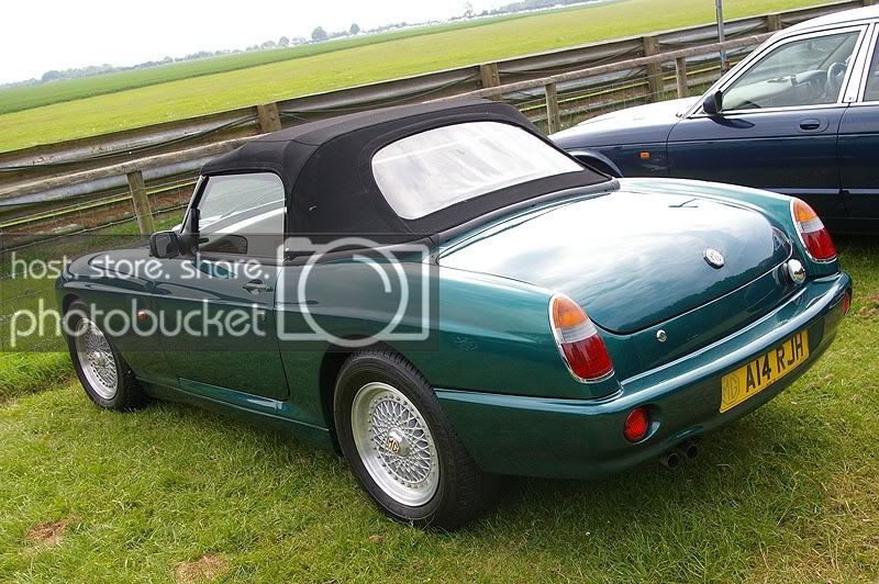 mg_rv8_a14rjh_uk.jpg