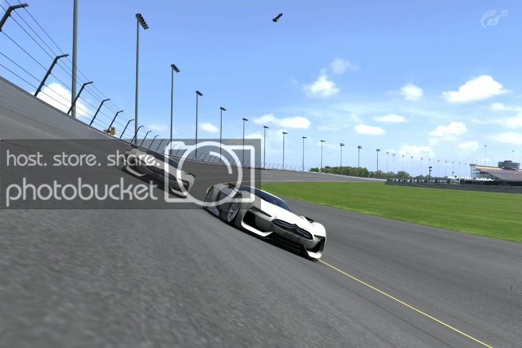 Superspeedway-Daytona_1-1.jpg