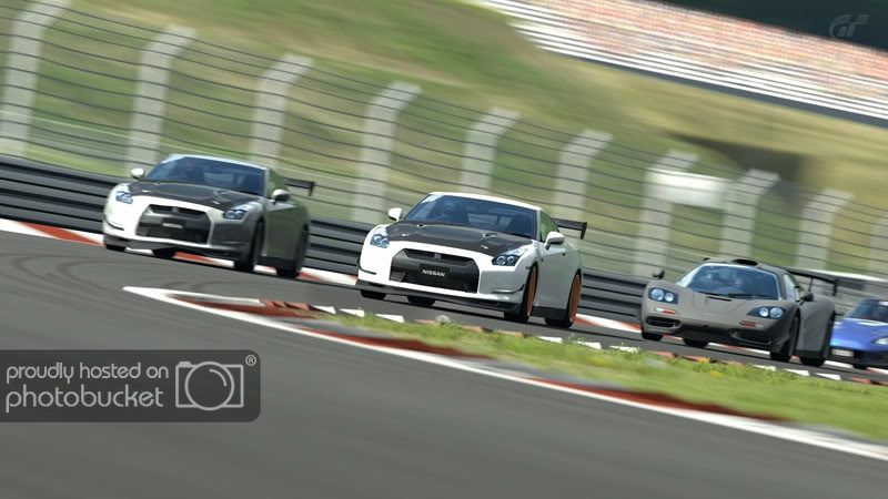 FujiSpeedwayF_13.jpg