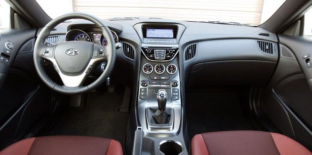 lead10-2013-hyundai-genesis-coupe-fd.jpg