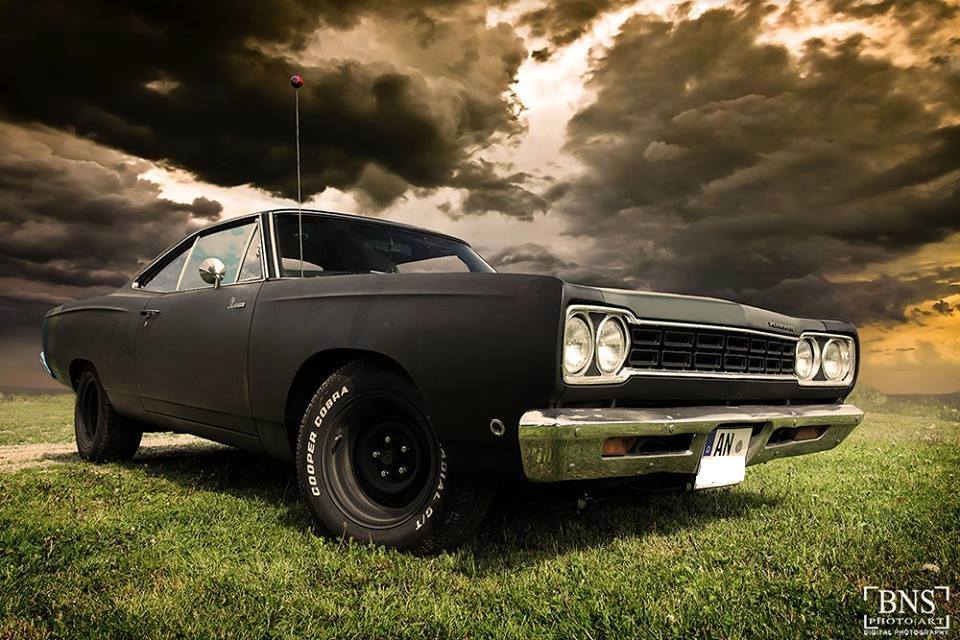 1968-Plymouth-Road-Runner-black.jpg