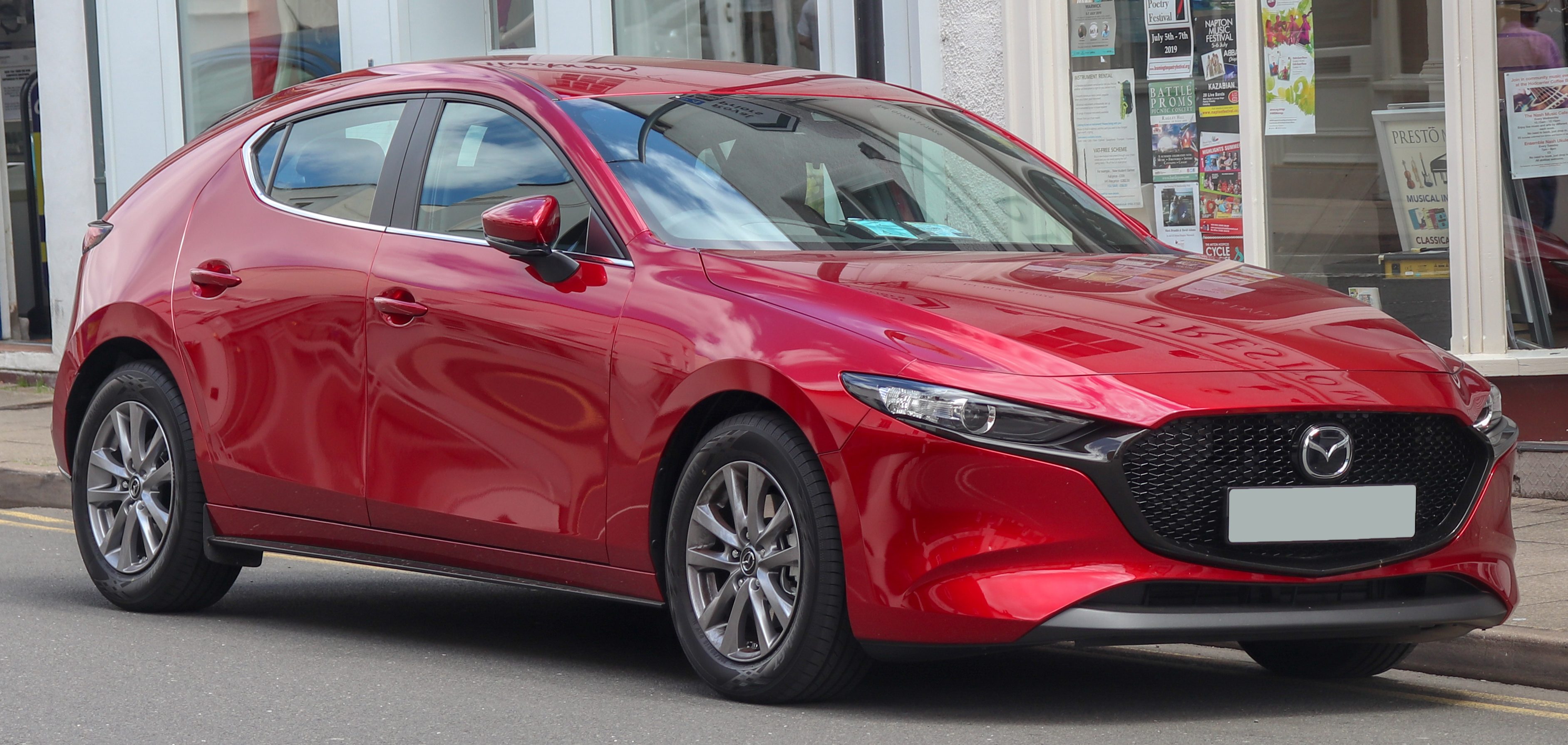 2019_Mazda3_SE-L_2.0_Front.jpg