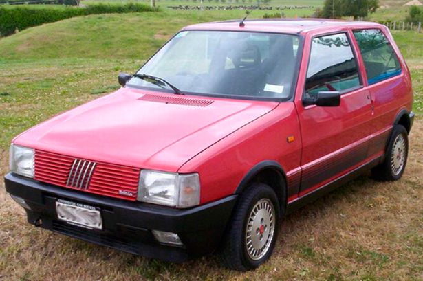 Fiat%20Uno%20Turbo-679406