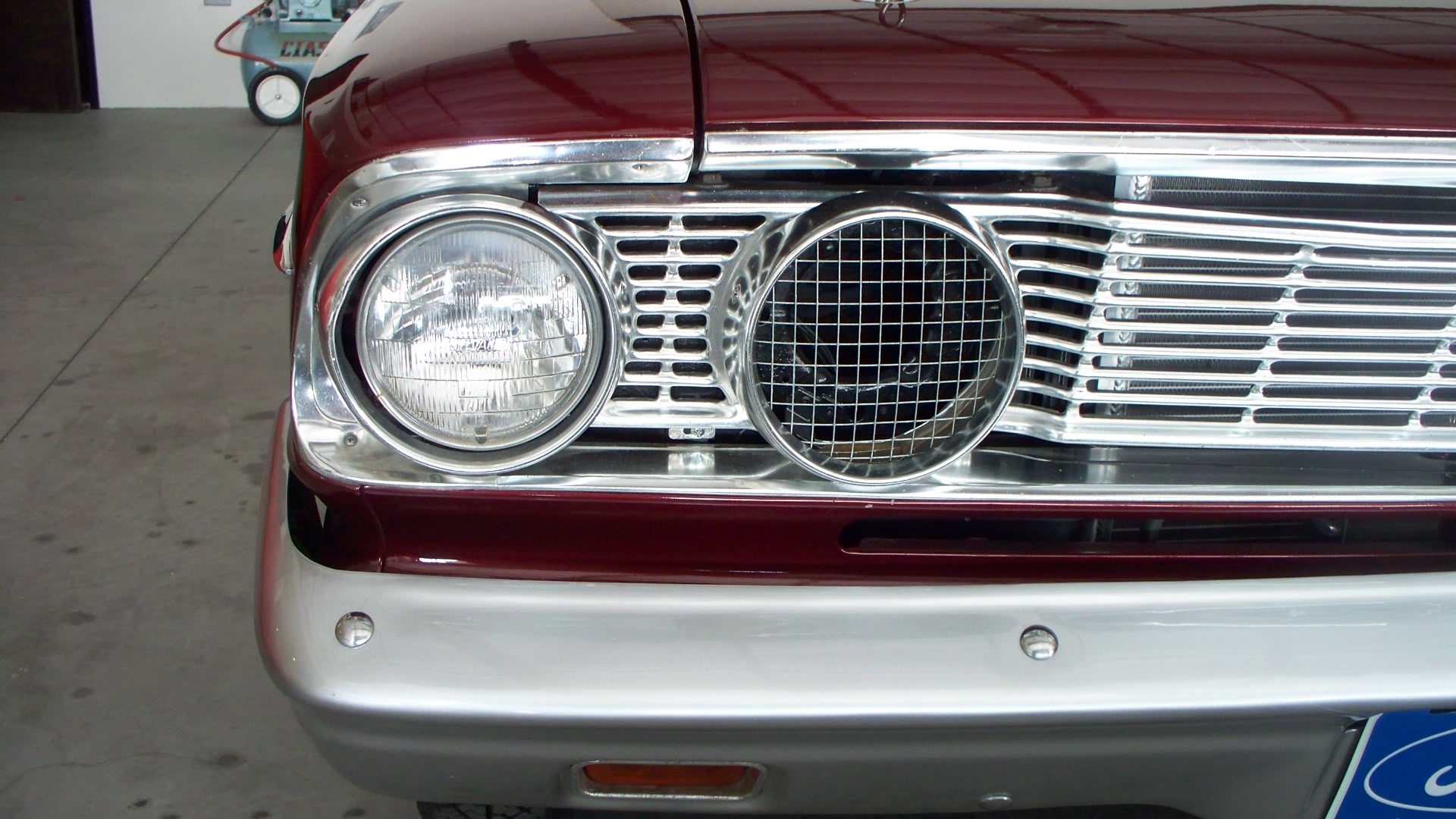 1964_thunderbolt_intake_detail.jpg
