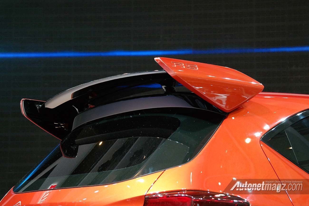 Honda-Small-RS-Concept-rear-spoiler-RS.jpg
