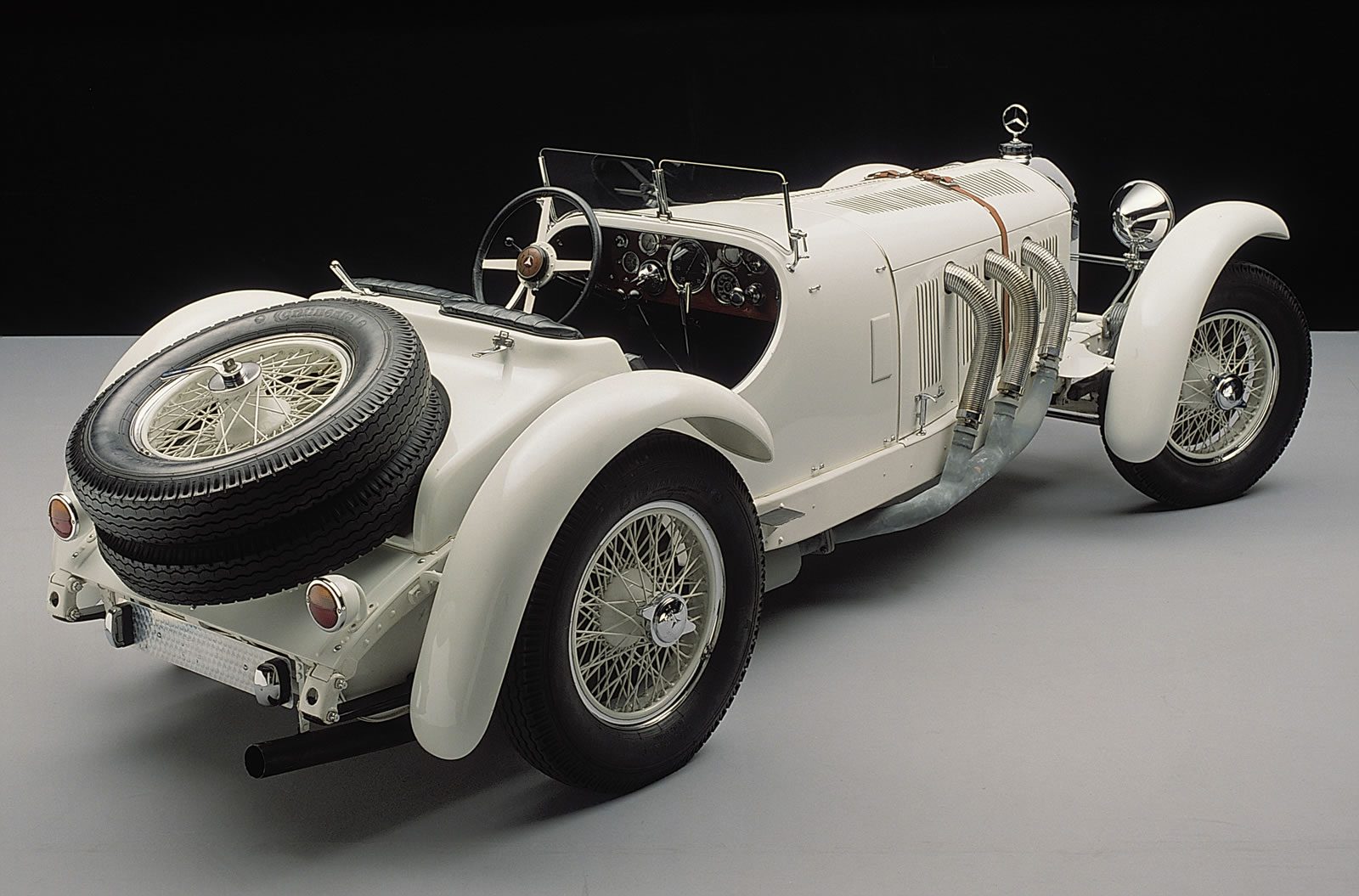 1928_32_Mercedes_Benz_SSK_02.jpg