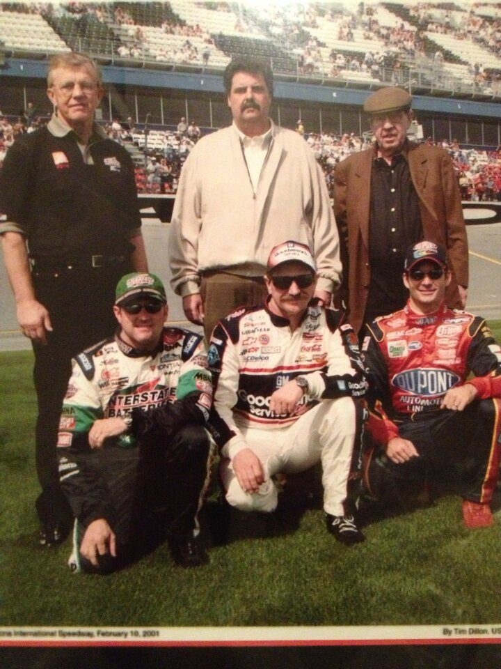 BDbVgryCQAIql9p.jpg:large