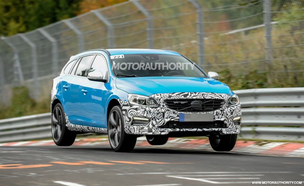 2014-volvo-v60-polestar-spy-shots_100443272_l.jpg