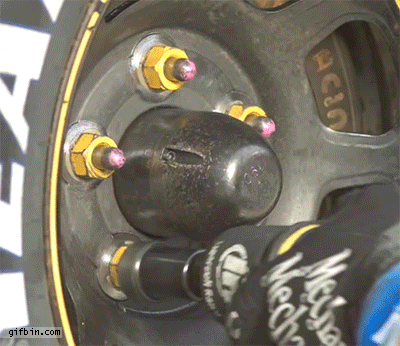 1416487306_lug_nuts_on_nascar_tire_change.gif