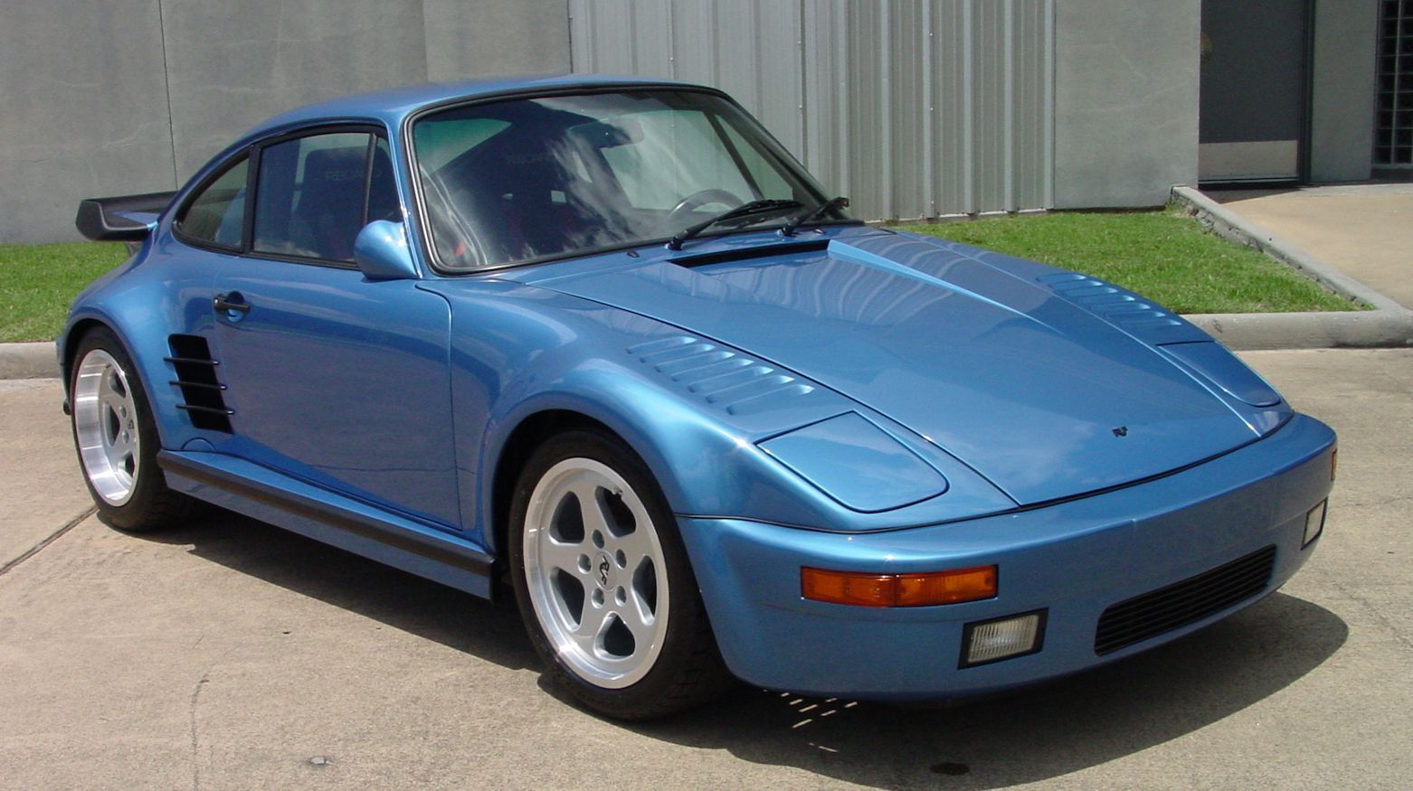 minervablue930btr1a.jpg
