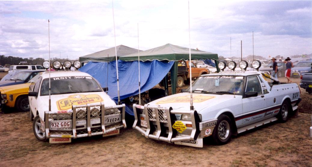Deni_ute_muster_2002_two_utes.jpg