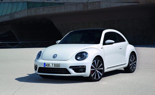 2013-VW-Beetle-R-Line-2.jpg