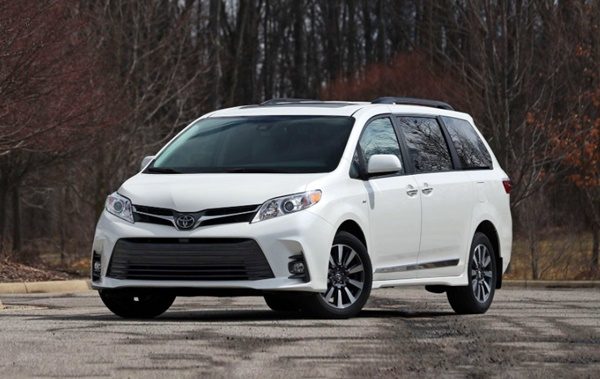 2021-Toyota-Sienna-Release-Date-Canada.jpg