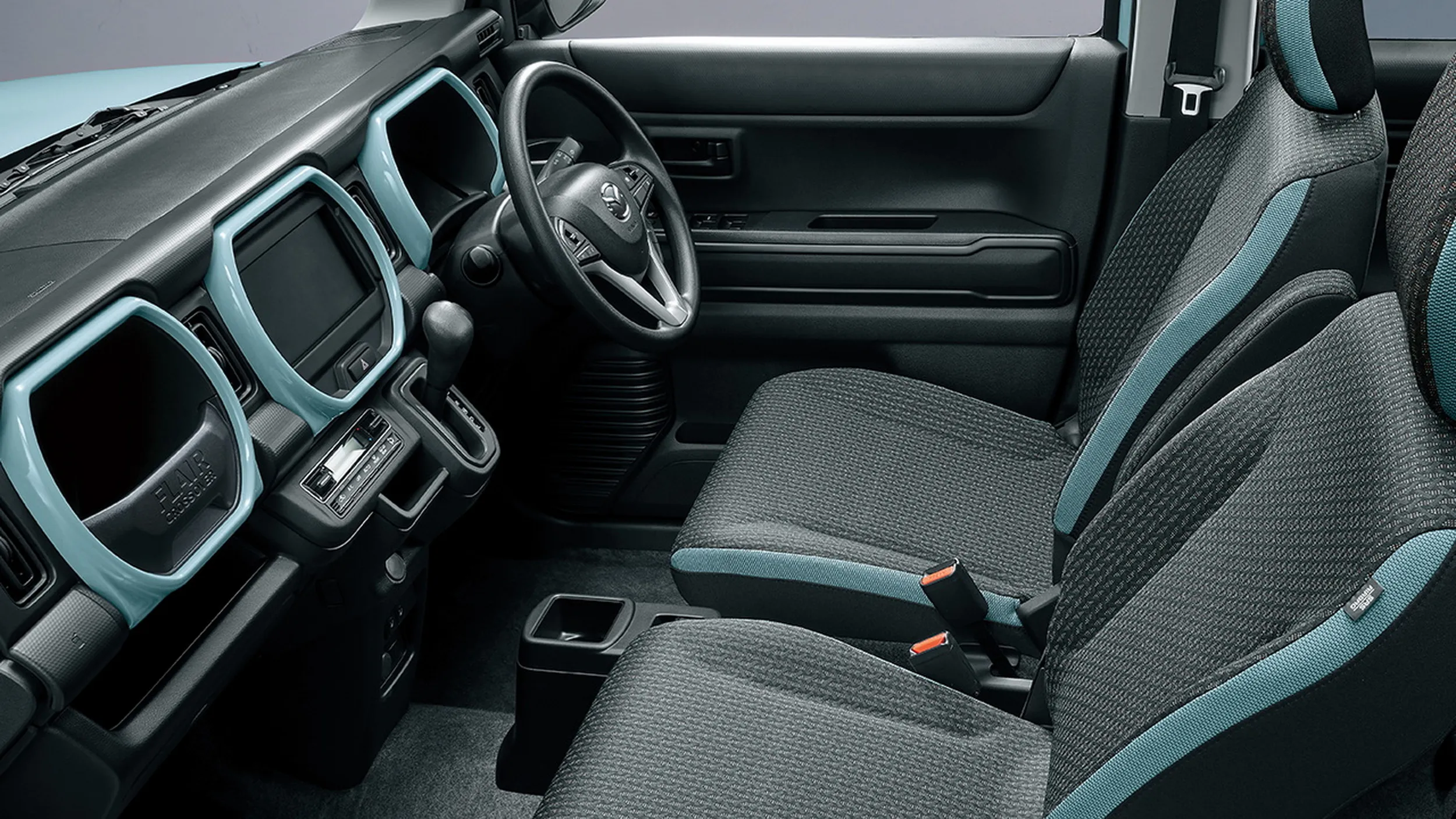 Mazda-Flair-Crossover-XG-3.webp