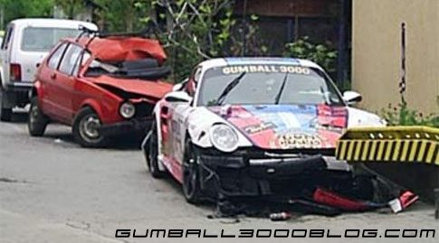 gumball2007team72crash1.jpg