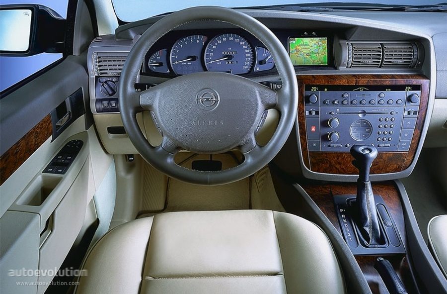 OPELOmegaSedan-3036_1.jpg