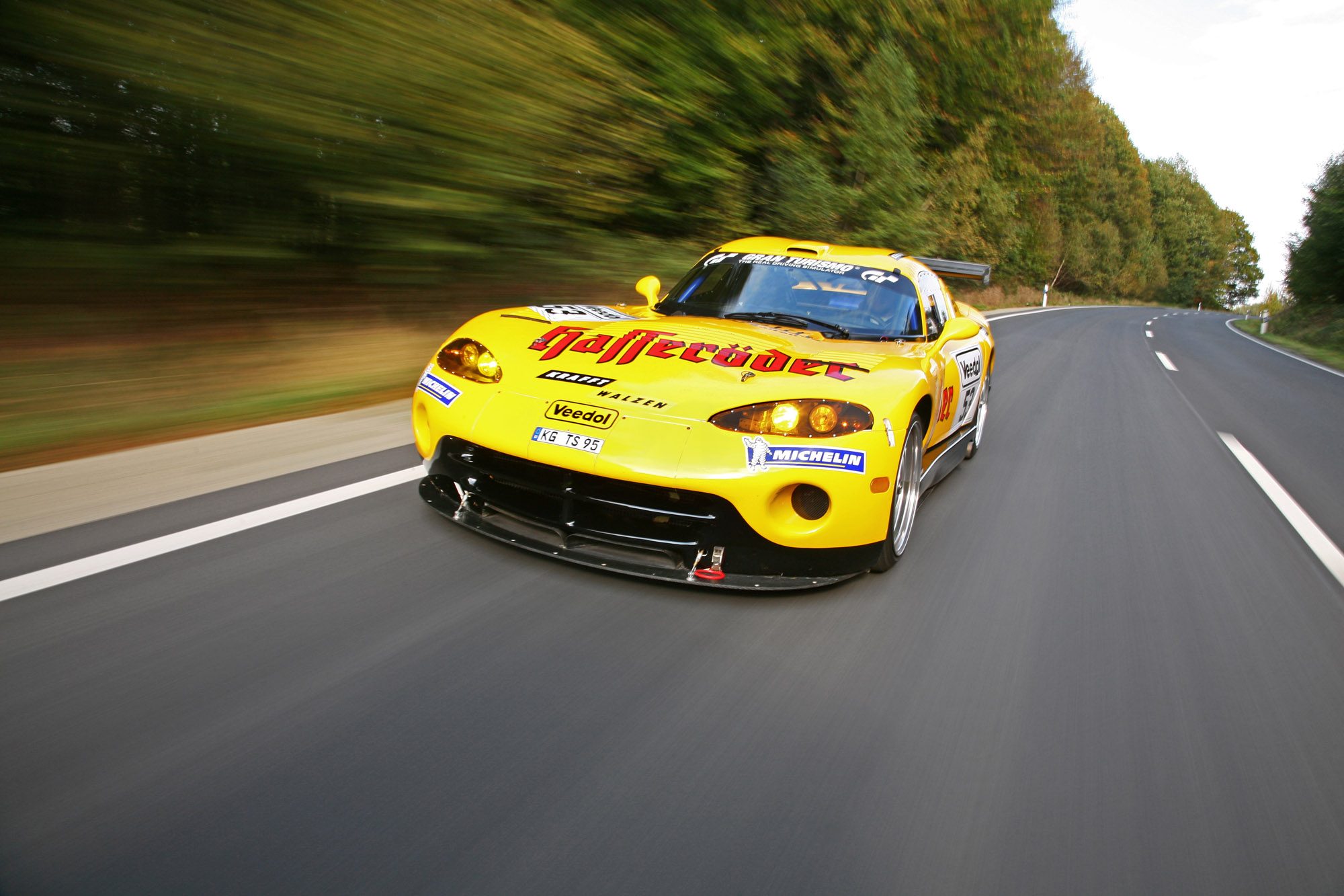 zakspeed-dodge-viper-01.jpg