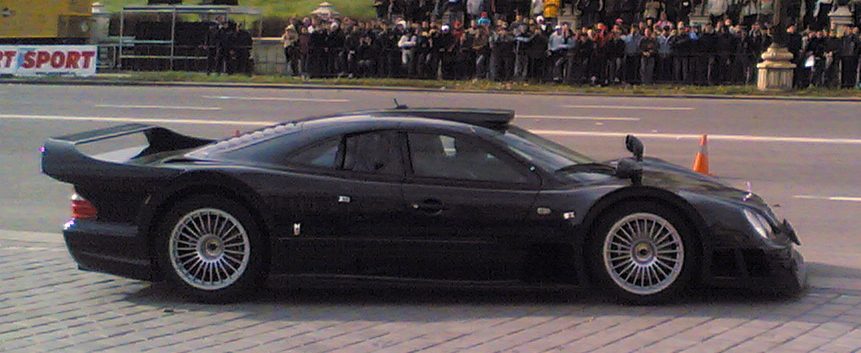 Mercedes_CLK_GTR_Crop.jpg
