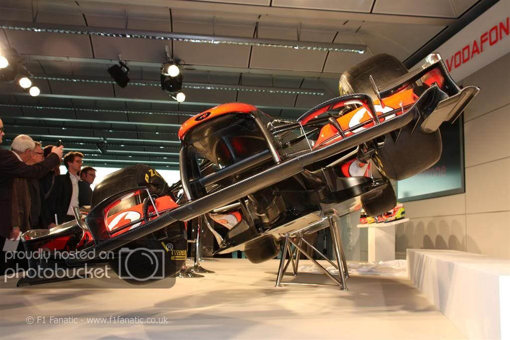 mclaren_mp4-27_2012-10Large.jpg