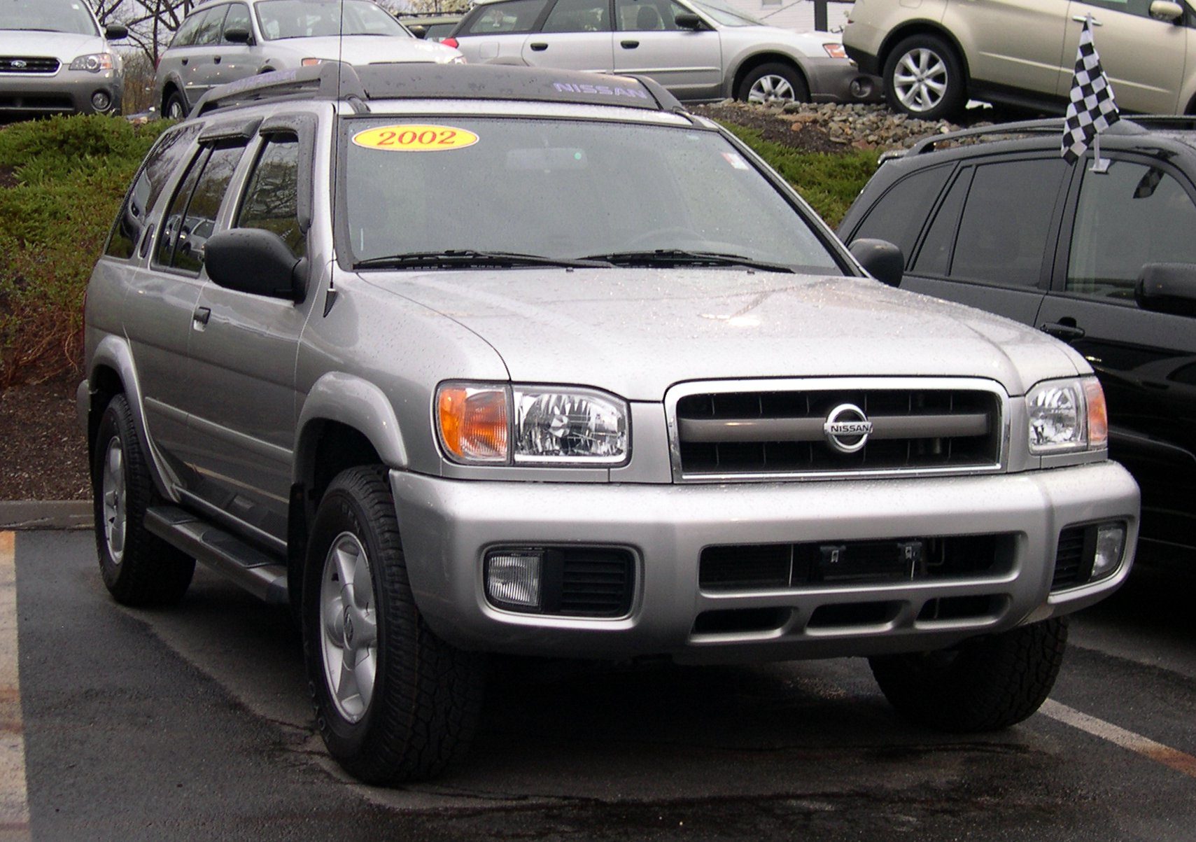 2002_Nissan_Pathfinder_2.jpg