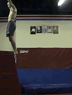 NDcPOQ9.gif