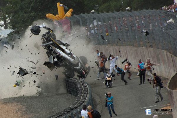 Audi3LeMans2011Crash-M.jpg
