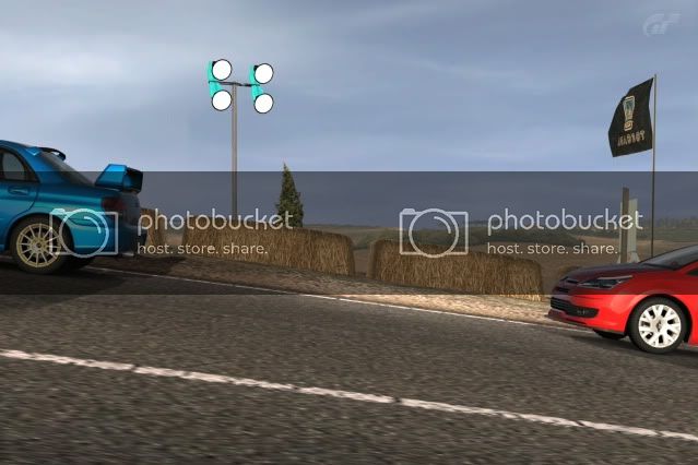 ToscanaTarmac_8-2.jpg