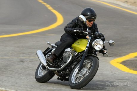 2010-moto-guzzi-v7-c-4_460x0w.jpg