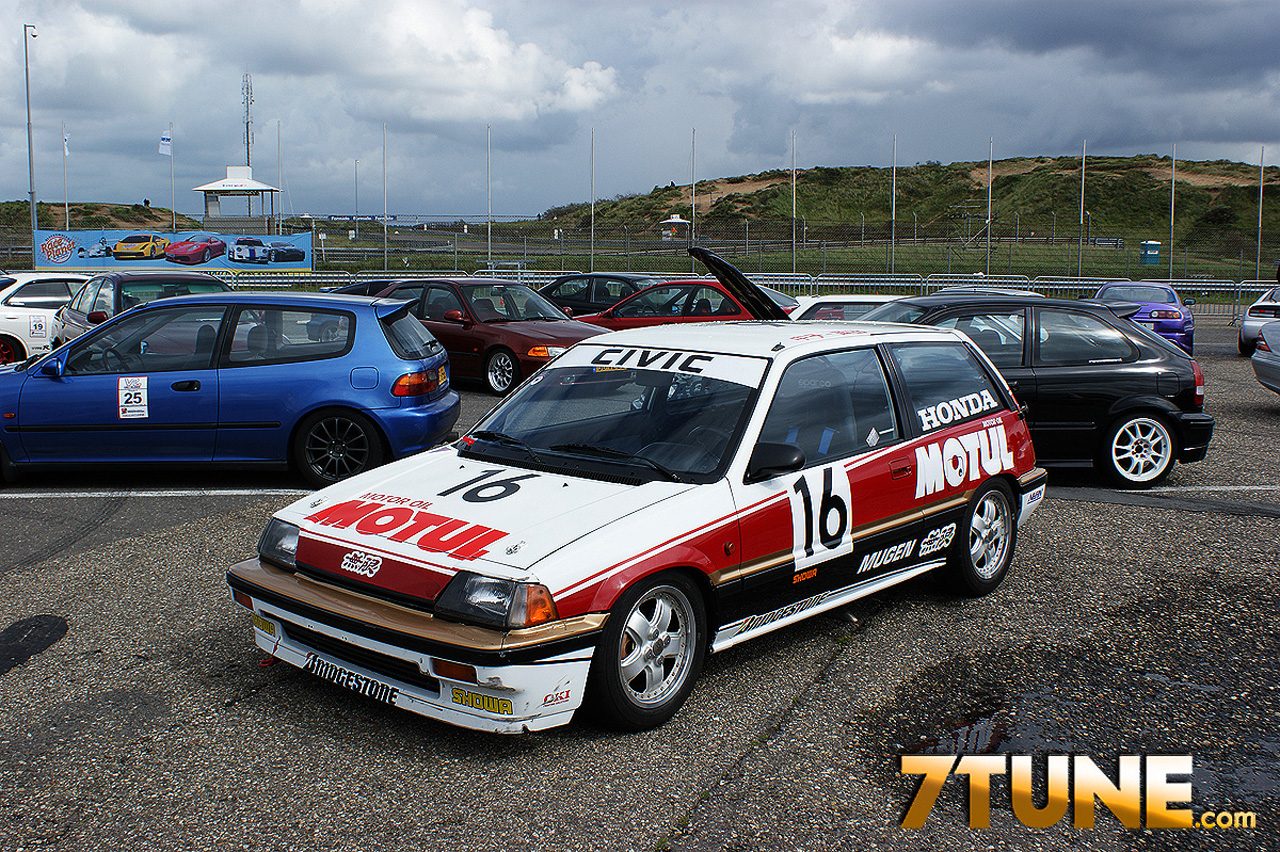 Civic-Racer-7TUNE-Motul1.jpg