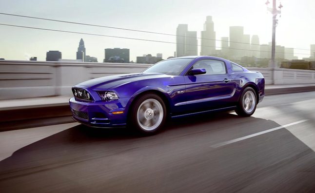 2013-ford-mustang-gt.jpg