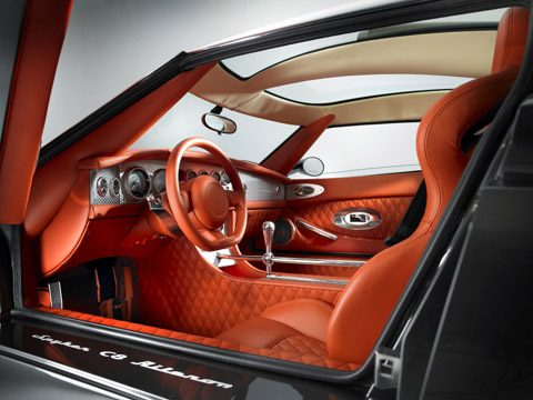 spyker-c8-aileron-interior.jpg