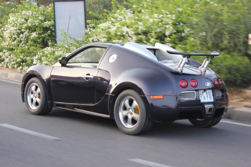 Esteem-Veyron.jpg