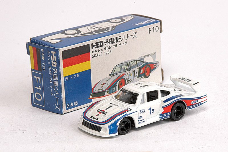F1_porsche_930_turbo_martini.jpg