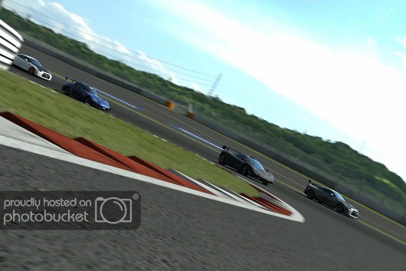FujiSpeedwayF_34.jpg