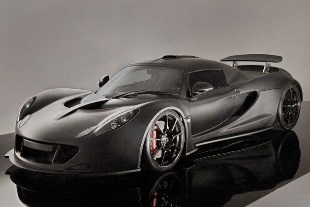 01-venom-gt-official-dark-630op2.jpg