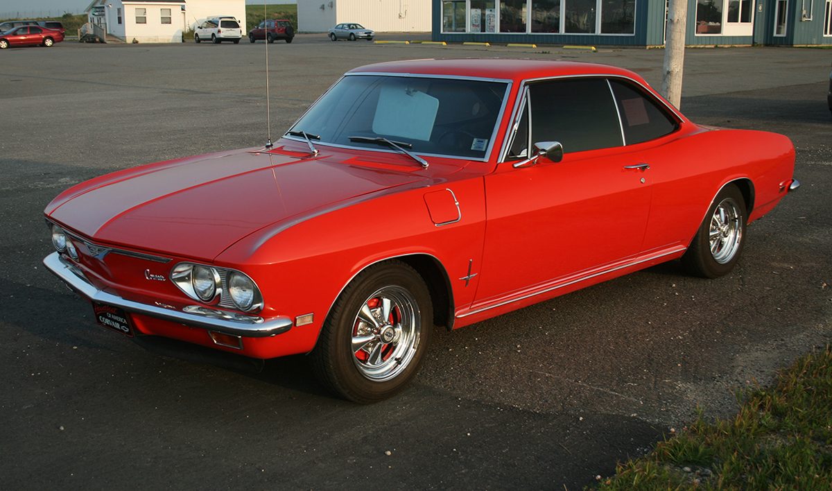 1967_Chevrolet_Corvair_Monza_Front.JPG
