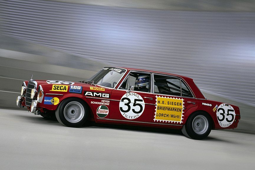 Spotlight-Mercedes-Rote-Sau.jpg