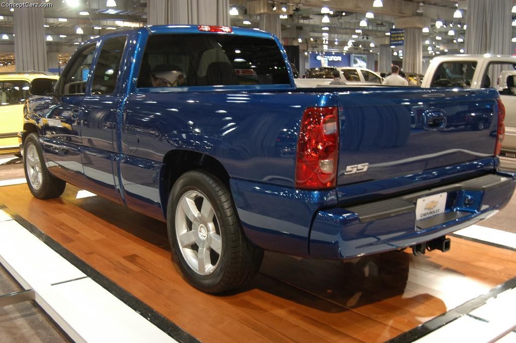 chevy_ss_truck_nyc_03_dv_01.jpg