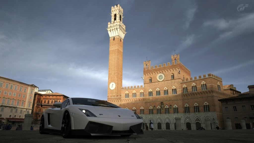 Siena-PiazzadelCampo_3.jpg