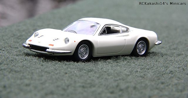 9575197204_d1fe0c6401_z.jpg