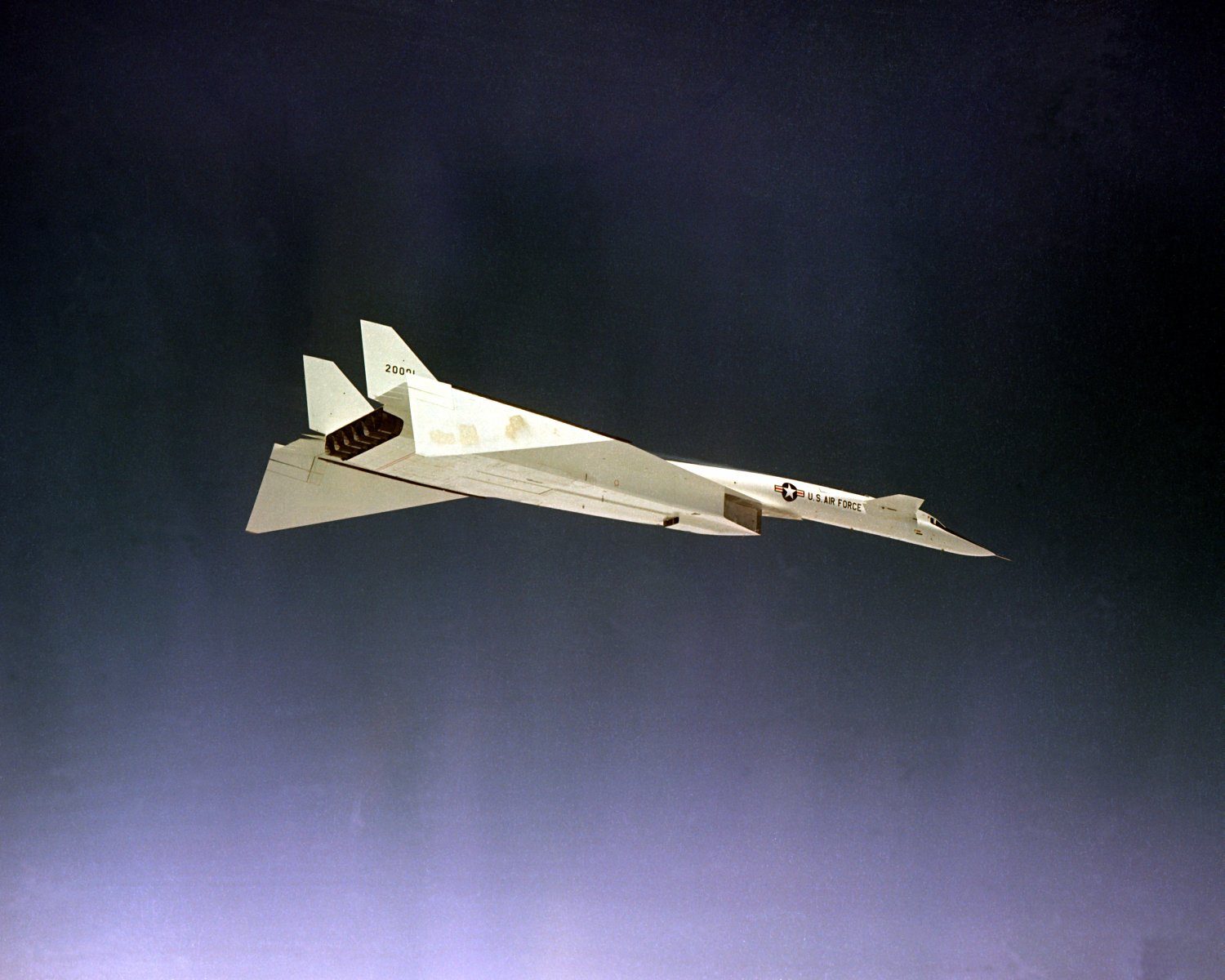 xb-70_rear.jpg