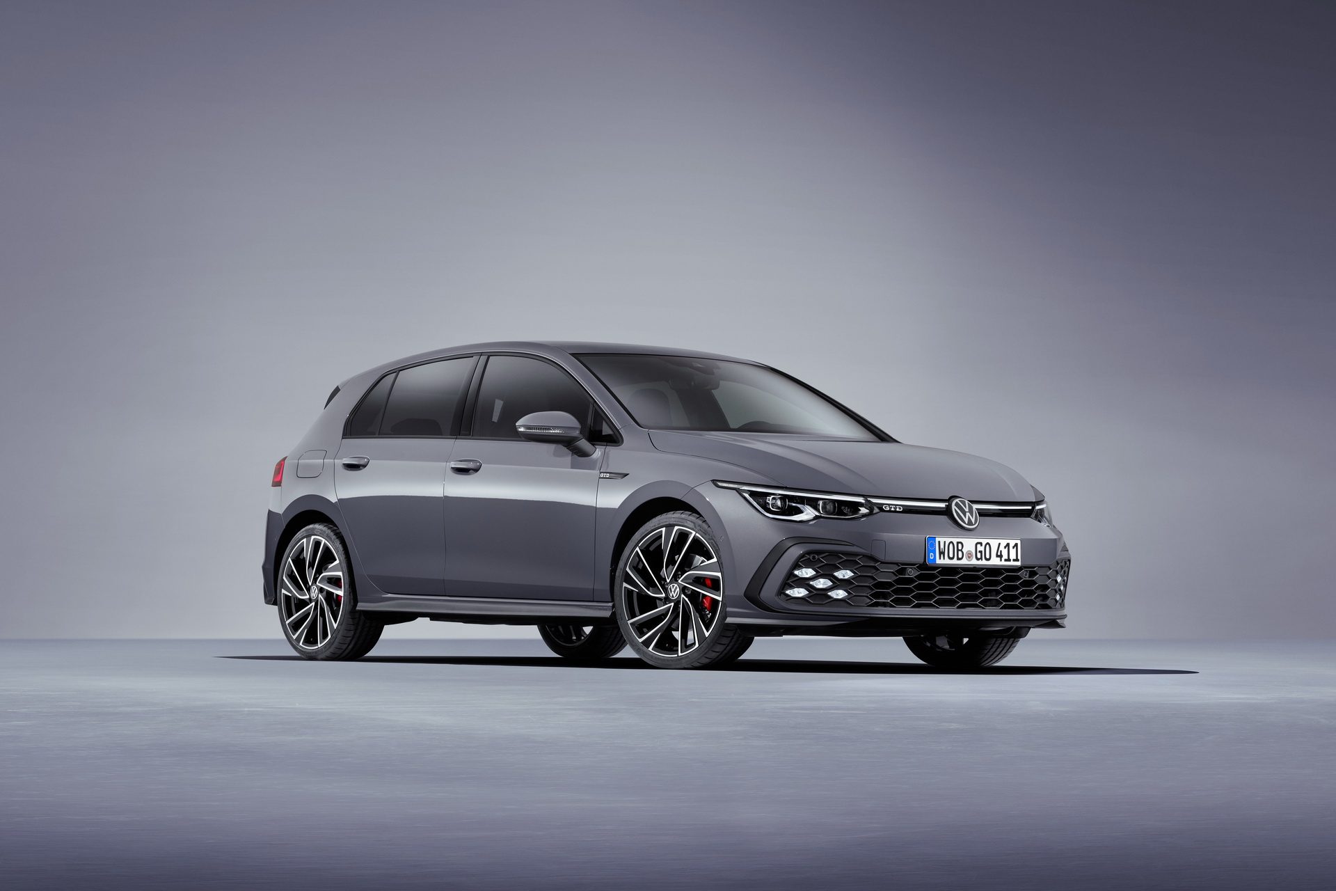 2020-VW-Golf-GTD-02.jpg