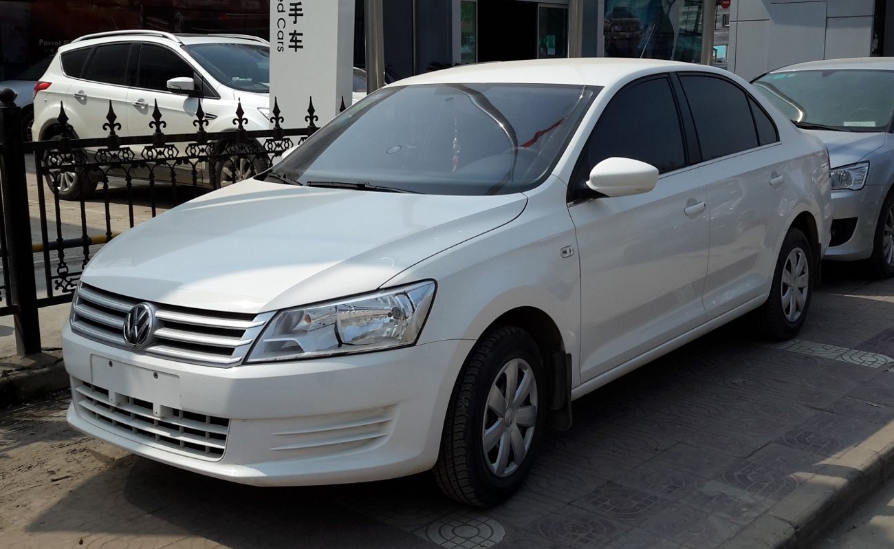 Volkswagen_Santana_II_4_China_2015-04-08.jpg