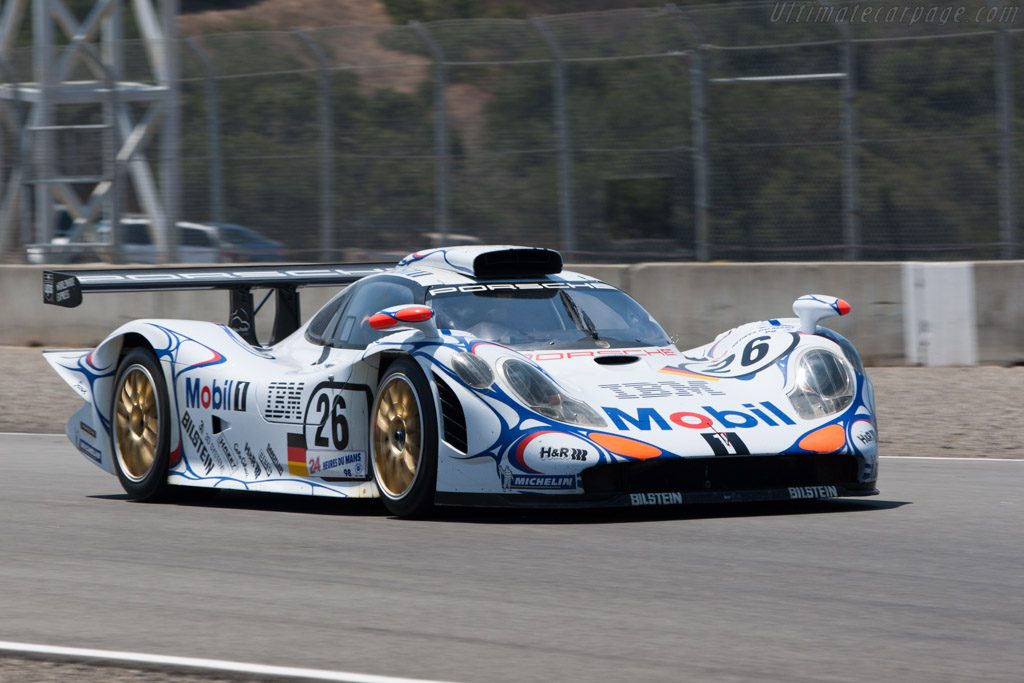 Porsche-911-GT1--98_7.jpg