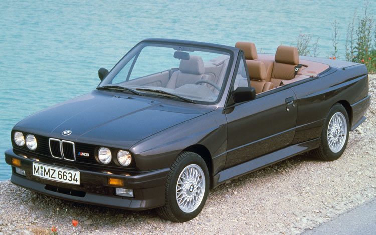112_0707_02z+bmw_m3_feature+1988_e30_m3_cabrio.jpg